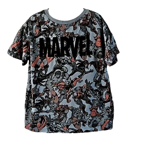 Excellent condition Marvel Boys Action Graphic T-Shirt Red Bluet Size Medium - Picture 1 of 5